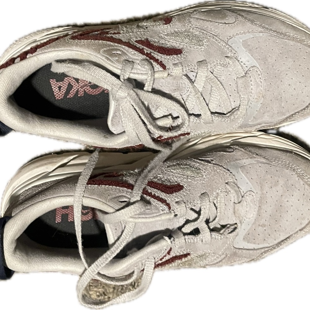 Hoka One One 7.5 - Picture 2 of 3